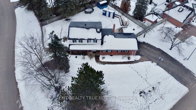 66 Willow Landing Rd, House other with 4 bedrooms, 3 bathrooms and 6 parking in Midhurst ON | Image 34