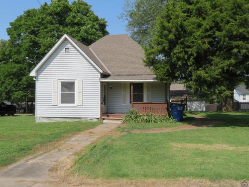 509 S Fredrick St, Mc Louth, KS, 66054-8102 | Card Image