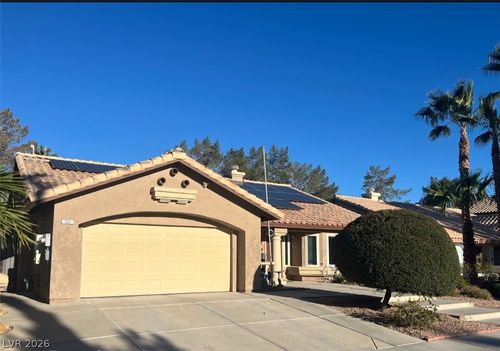 924 Sitting Bull Dr, Henderson, NV, 89014-0802 | Card Image