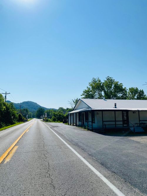 1762 Big Hill Rd, Berea, KY, 40403-9017 | Card Image