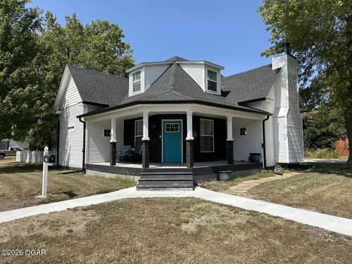 300 W Daugherty St, Carterville, MO, 64835-1446 | Card Image