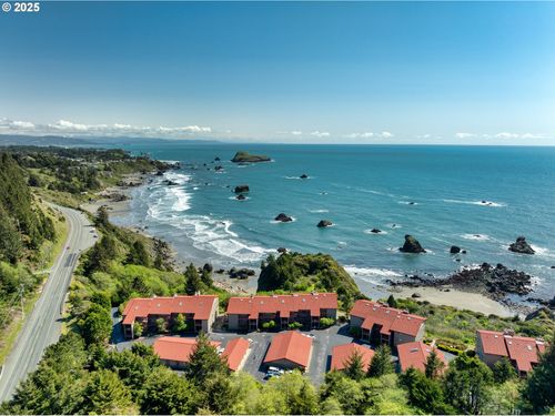 c-306-17744 Highway 101 N, Brookings, OR, 97415-8135 | Card Image