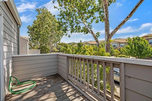 5601 Baldwin Way, Pleasanton, CA, 94588-3684 | Card Image