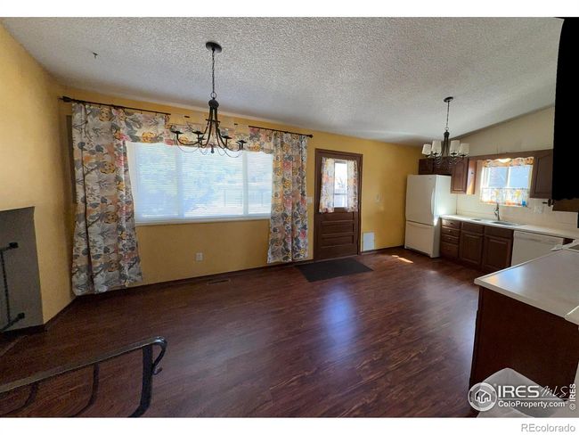 DINING ROOM AND KITCHEN WITH LOTS OF NATURAL LIGHT AND ACCESS TO PATIO-BACKYARD AREA | Image 4