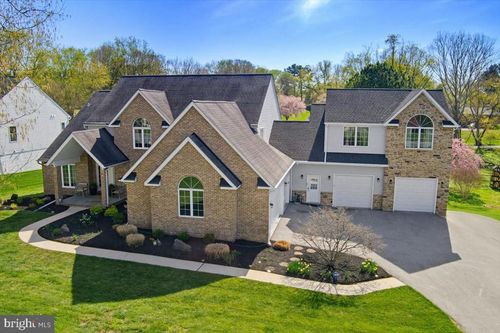 2057 Mount Hebron Dr, ELLICOTT CITY, MD, 21042-1851 | Card Image