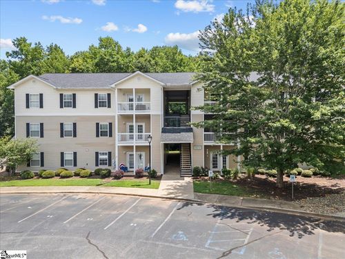 222 Mckenna Cir, Greenville, SC, 29615-2680 | Card Image