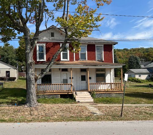 940 &amp; 942 Jackson St, Reynoldsville, PA, 15851 | Card Image