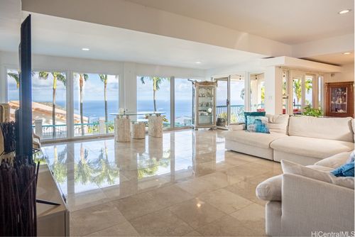 869 Ikena Cir, Honolulu, HI, 96821-2553 | Card Image