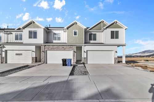 60-851 S 380 E, Smithfield, UT, 84335-5010 | Card Image