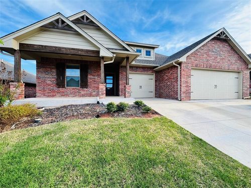 532 Texoma Drive, Edmond, OK, 73025 | Card Image