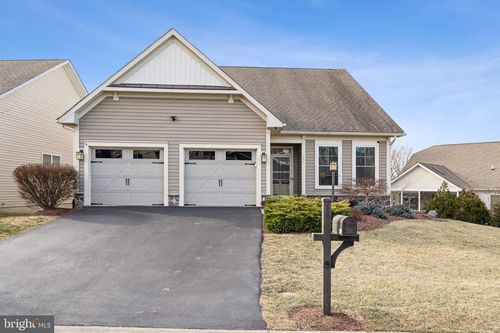 109 Tutelo Ln, LAKE FREDERICK, VA, 22630-2095 | Card Image