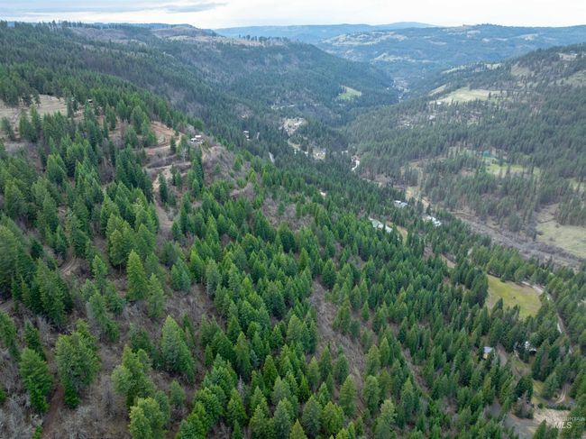 751 Wilderness Dr, Home with 2 bedrooms, 1 bathrooms and null parking in Orofino ID | Image 6