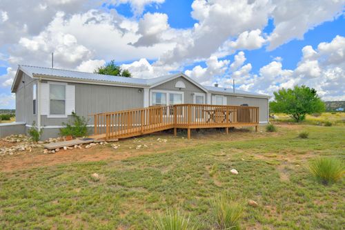 713 B Anaya Rd, Stanley, NM, 87056-7010 | Card Image