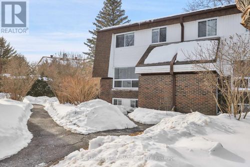 8D Lovell Lane, Nepean, ON, K2H9B6 | Card Image