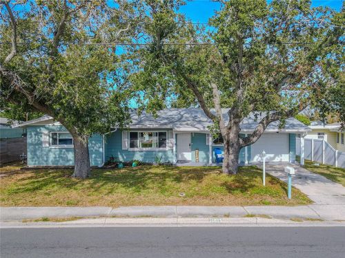 11615 Park Blvd, SEMINOLE, FL, 33772-5202 | Card Image