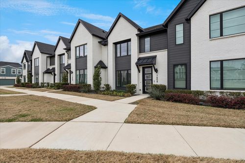 7604 Rambler Ln, North Richland Hills, TX, 76182-1916 | Card Image