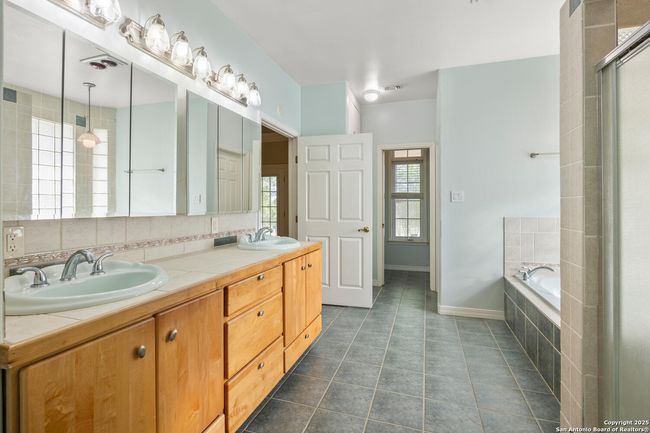 786 Stirrup Dr, House other with 3 bedrooms, 3 bathrooms and null parking in Spring Branch TX | Image 20
