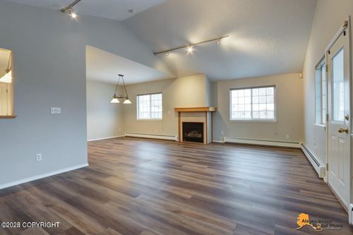 unit-a-12530 Old Glenn Hwy, Eagle River, AK, 99577-7664 | Card Image