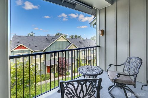 2523 Ne Mulberry Walk, Issaquah, WA, 98029-7369 | Card Image