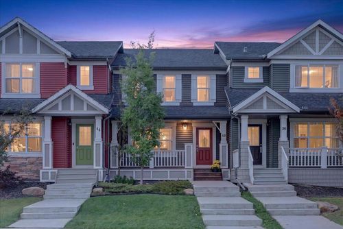 40 Sunvalley Rd, Cochrane, AB, T4C0X6 | Card Image