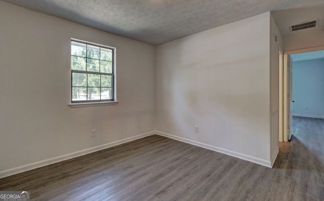 2091 Mallard Way, Condo with 3 bedrooms, 2 bathrooms and 2 parking in Lithonia GA | Image 6