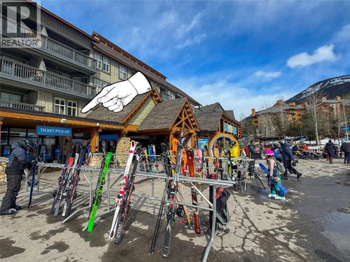 205-2050 Summit Dr, Panorama, BC, V0A1T0 | Card Image