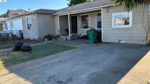 331 Stoneford Ave, Oakland, CA, 94603-2154 | Card Image