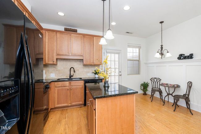 13-web-or-mls-746 Wickham (9 of 28) | Image 17