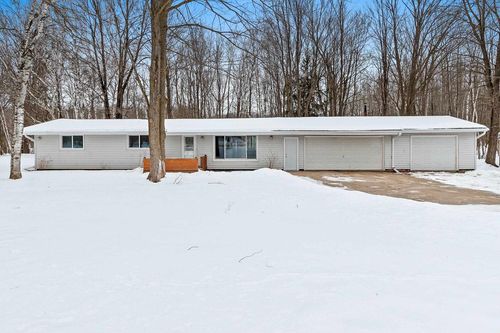 8324 Busy Nook Road, Oconto Falls, WI, 54154 | Card Image