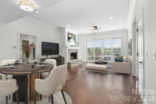 308-29 W French Broad St, Brevard, NC, 28712-4774 | Card Image