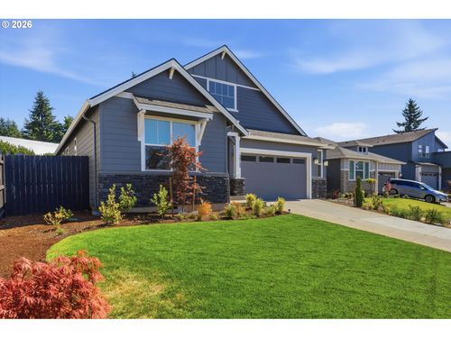 16164 Serres Farms Way, Oregon City, OR, 97045-8337 | Card Image