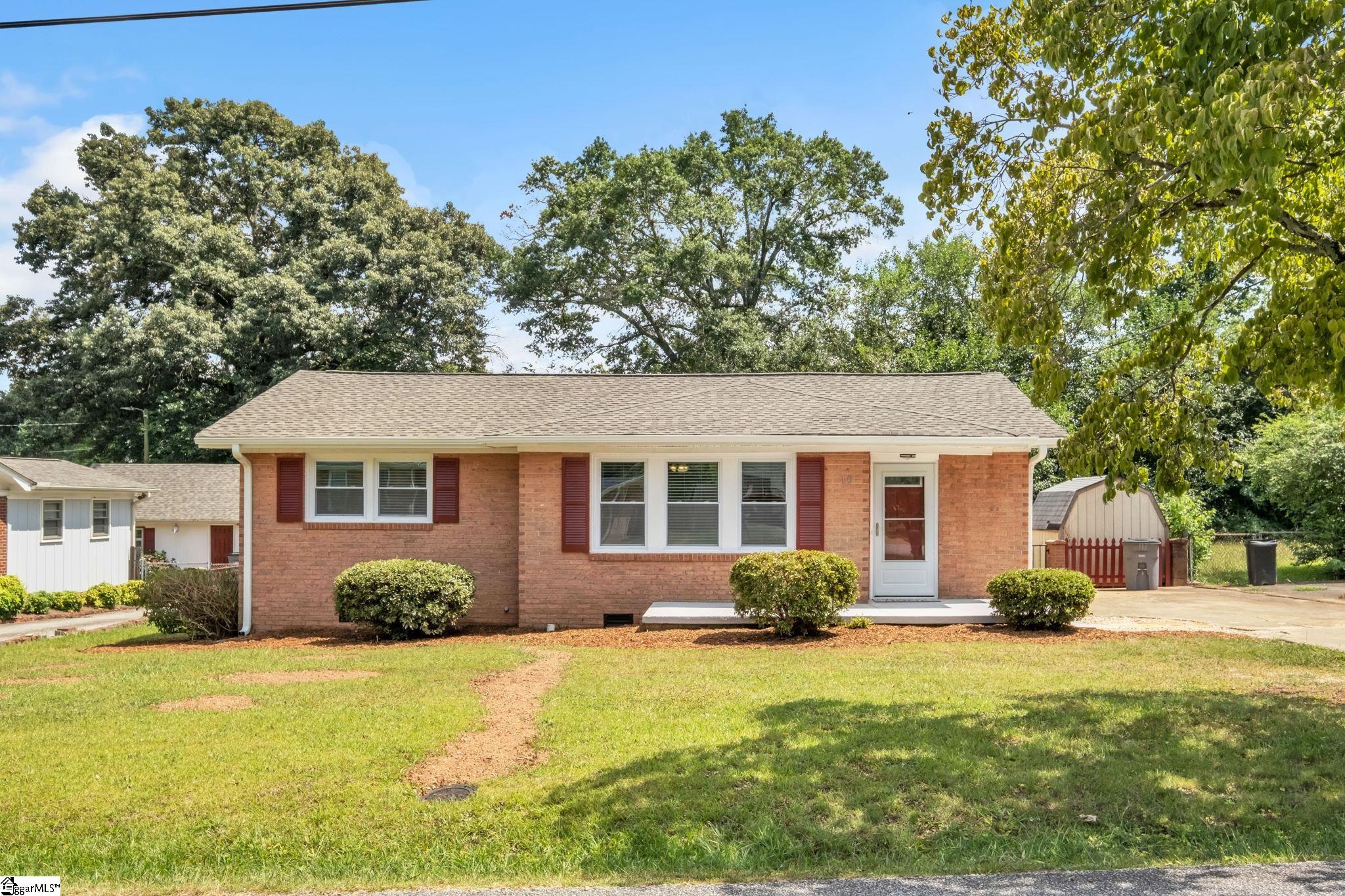 Cuttino Cir, Greenville, SC 29609