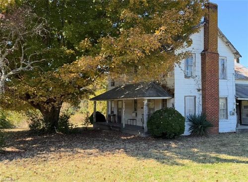 7246 Old Us Highway 64, Trinity, NC, 27370-7112 | Card Image