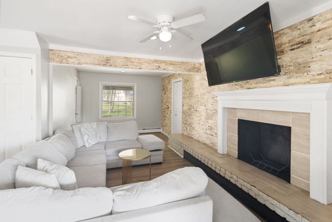 23055 Emmett St, House other with 4 bedrooms, 2 bathrooms and null parking in Taylor MI | Image 6