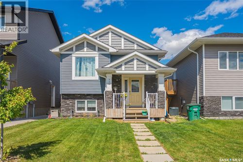 535 Fast Way, Saskatoon, SK, S7W0X1 | Card Image