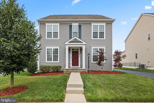 12017 Spring Beauty Rd, BRISTOW, VA, 20136-2224 | Card Image