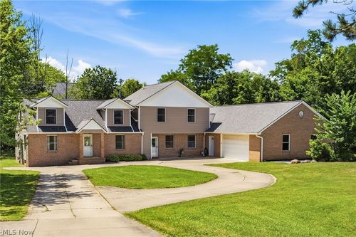 9990 Broadview Rd, Broadview Heights, OH, 44147-3217 | Card Image
