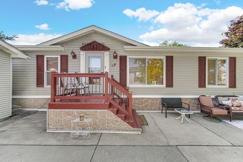 125 Cardinal Dr, Beecher, IL, 60401-9500 | Card Image