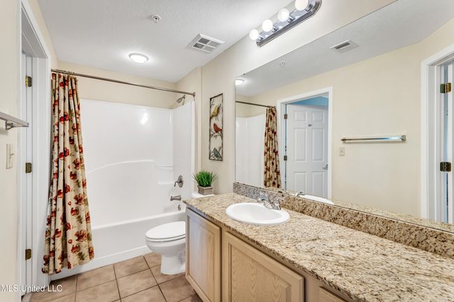 607 Legacy Towers-20 | Image 26