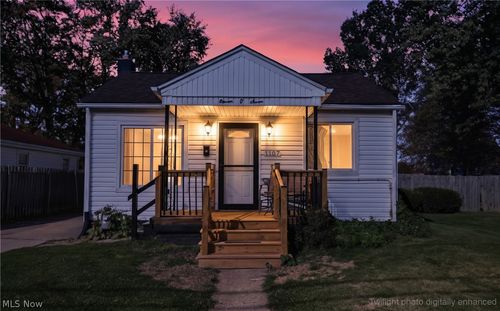 1107 Wyley Avenue, Akron, OH, 44306 | Card Image