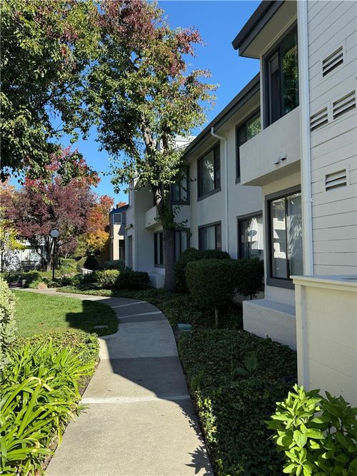 6452 Buena Vista Dr, Newark, CA, 94560-5508 | Card Image