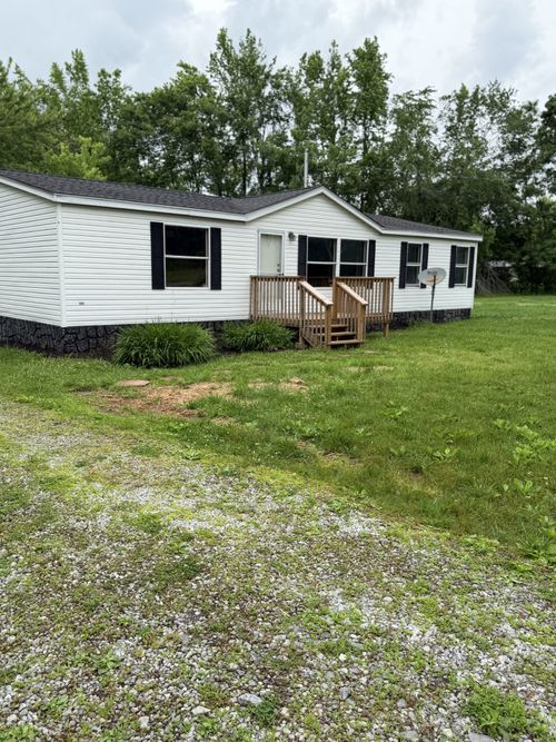 1751 Union Camp Rd, Lafayette, TN, 37083-3661 | Card Image