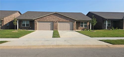 602 Nw 68th Ave, Bentonville, AR, 72713 | Card Image