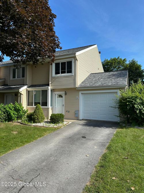 11 Derby Dr, Saratoga Springs, NY, 12866-4750 | Card Image