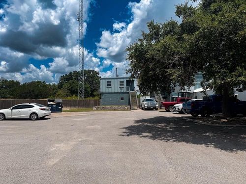 102-1050 1050 Fm 970, Florence, TX, 76527 | Card Image