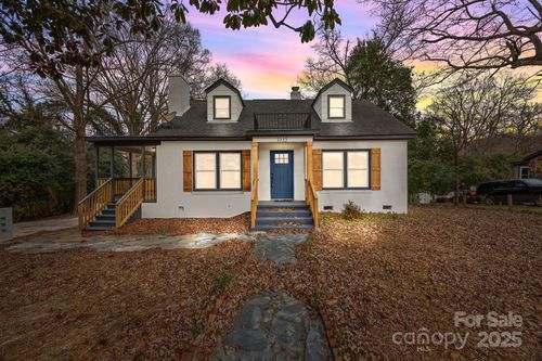 1035 Gibson St, Albemarle, NC, 28001-6027 | Card Image