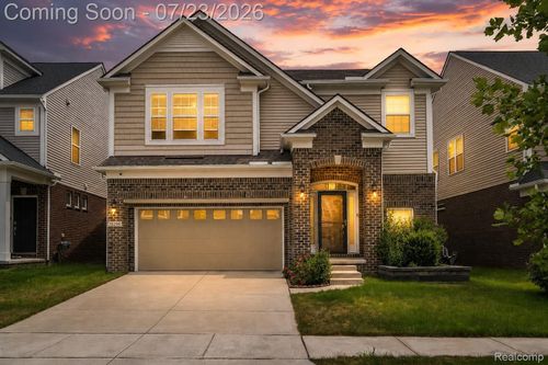 28296 Verona Dr, Novi, MI, 48377-2133 | Card Image