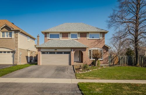602 Hawthorne Cres, Milton, ON, L9T4N8 | Card Image