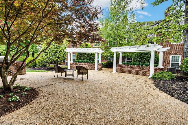Clubhouse Public Space | Image 37