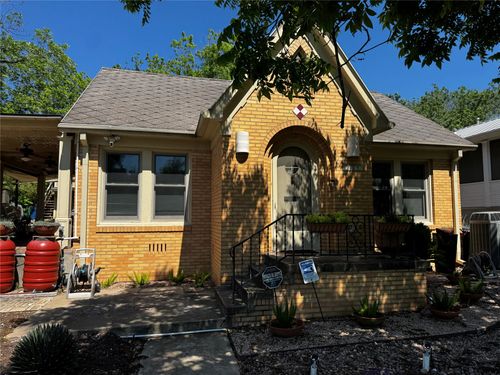 2002 E Side Dr, Austin, TX, 78704-4327 | Card Image
